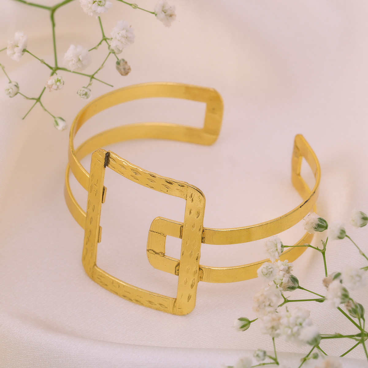 Sahara Muse Cuff - Image 2