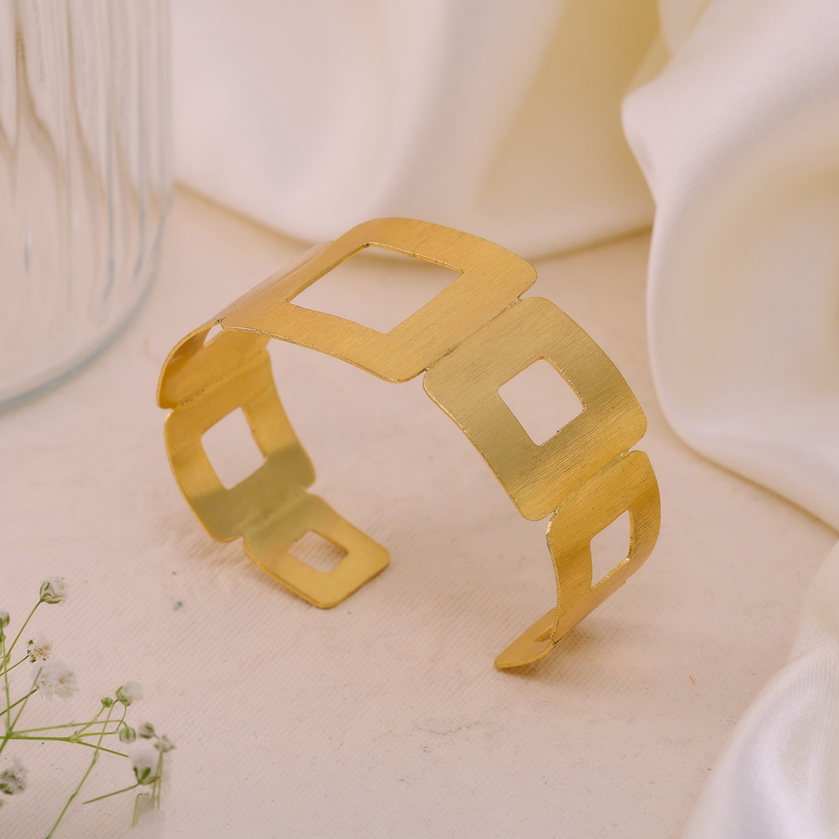 Arka Cuff