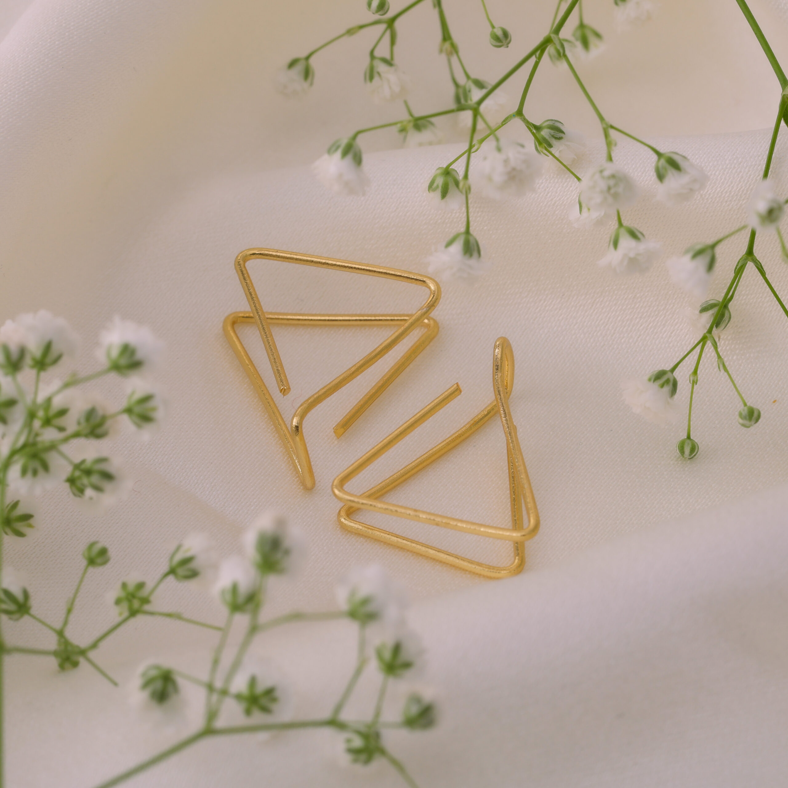 Linea Hoops