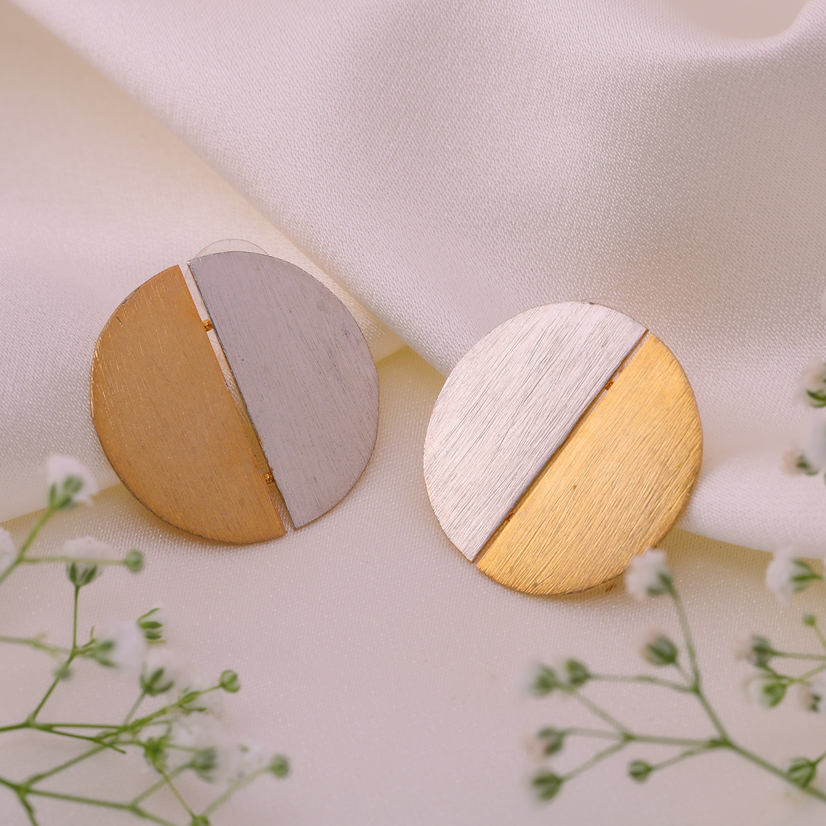 Duo Arc Studs