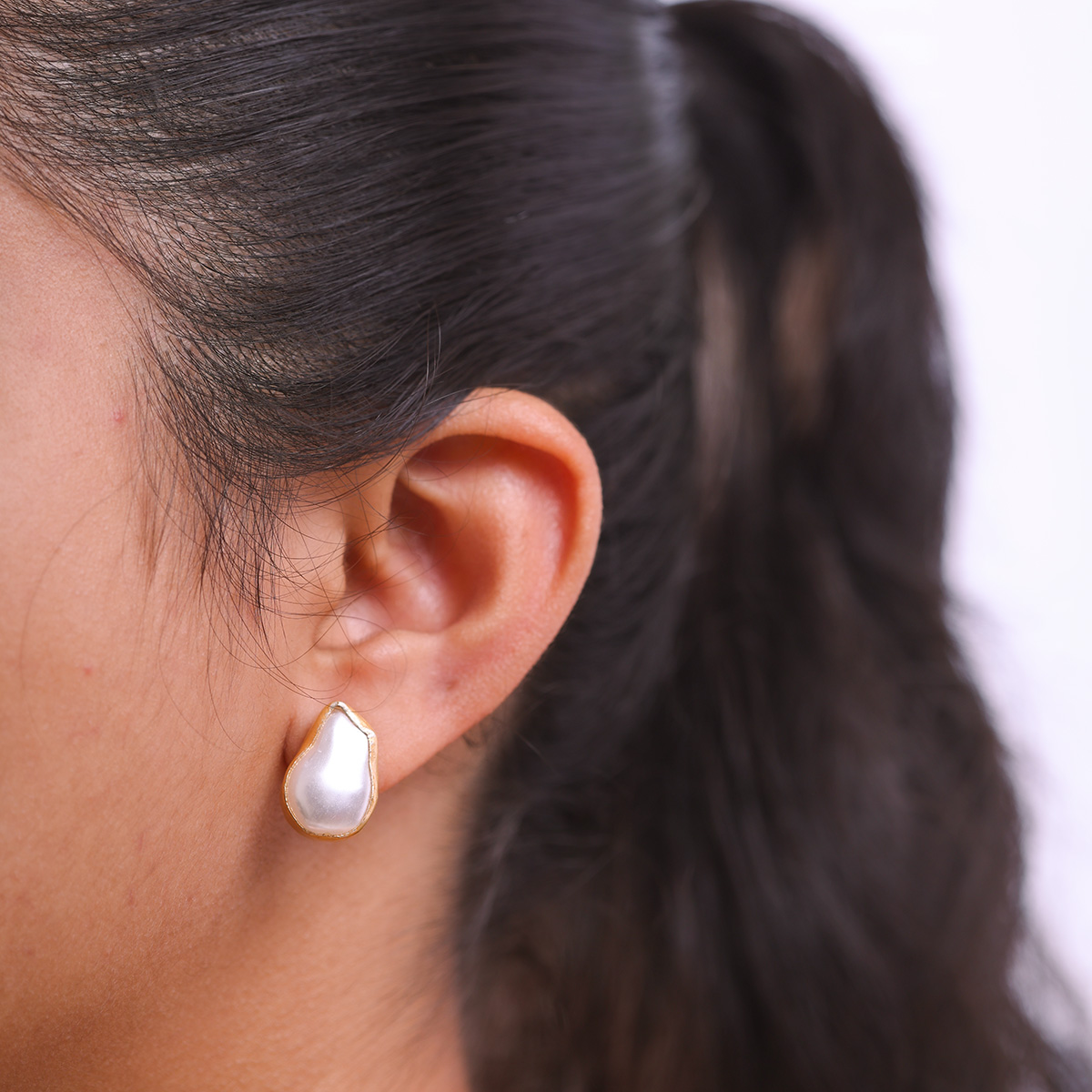 Nacre Studs - Image 3