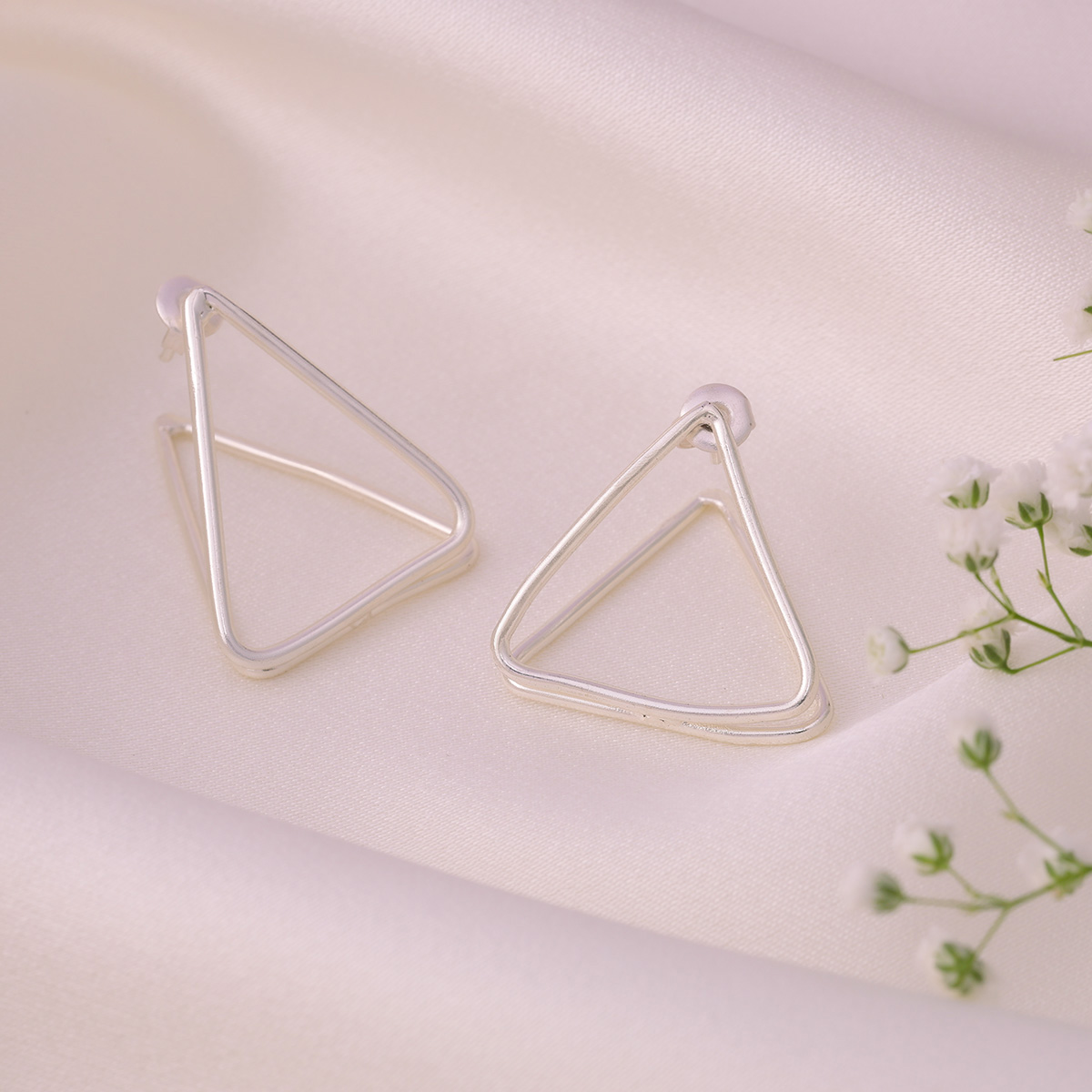 Atria Studs