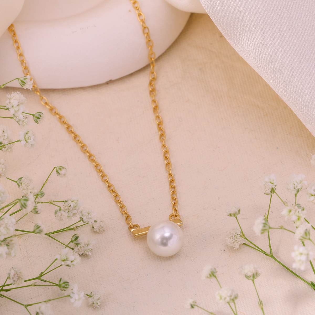 Elara Pearl Set - Image 3