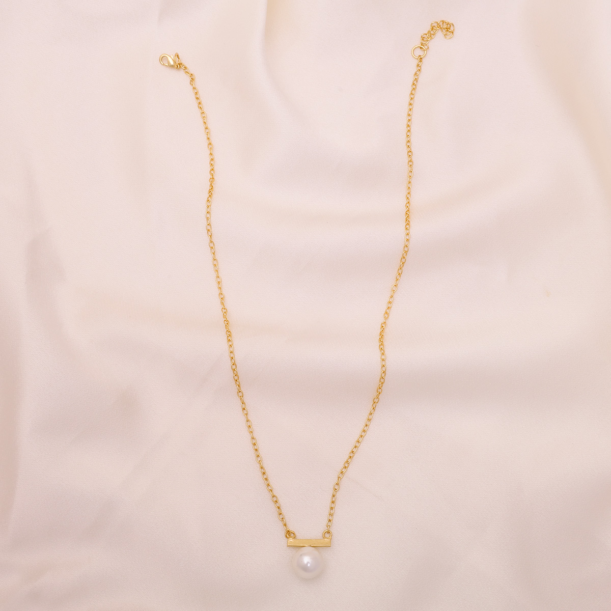 Elara Pearl Set - Image 5