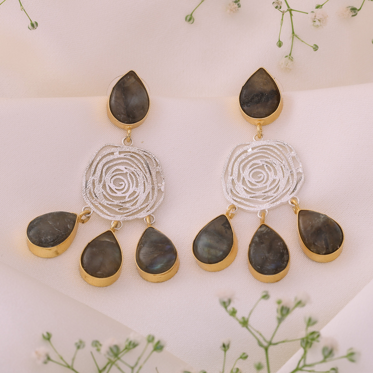 Vanya Spiral Earrings