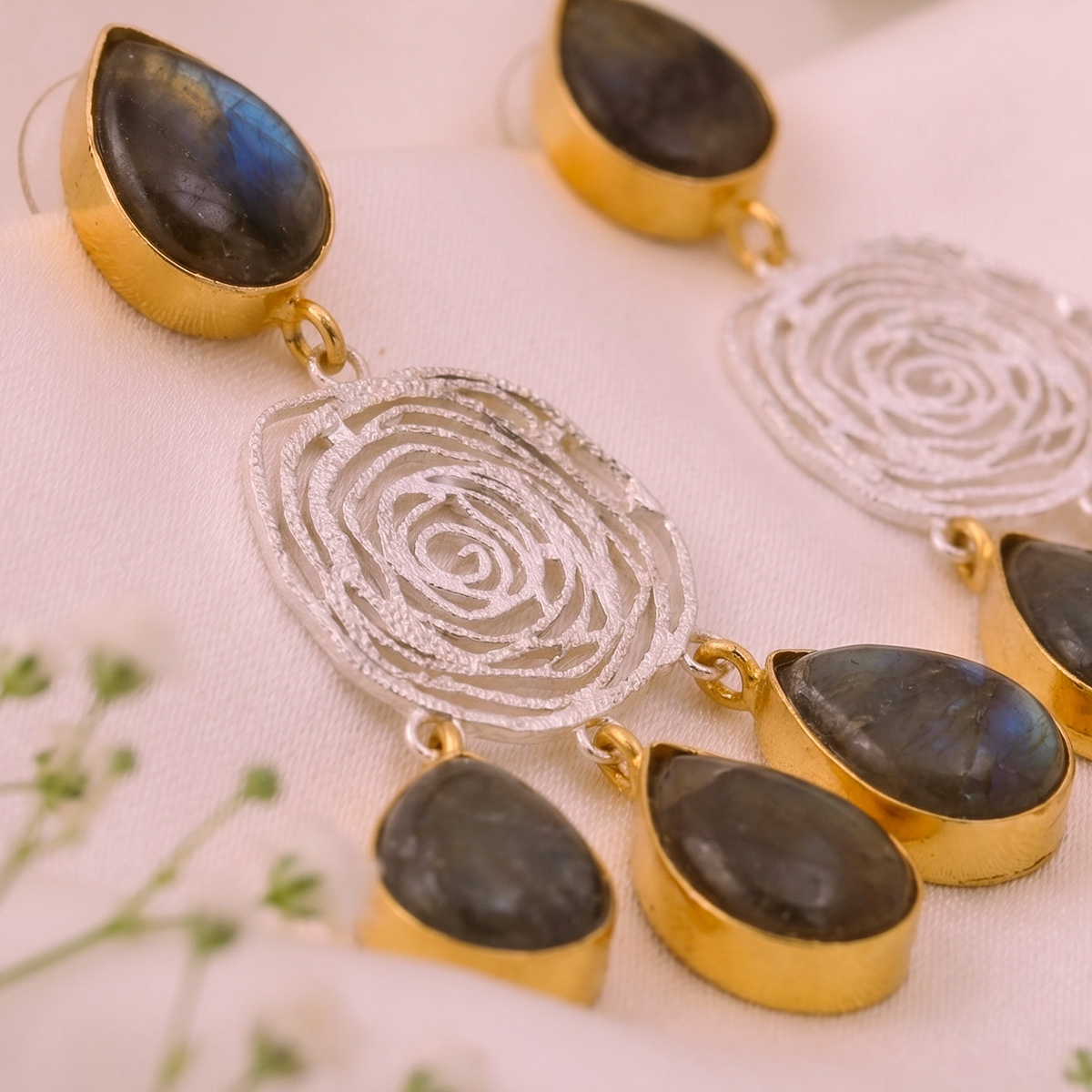 Vanya Spiral Earrings - Image 4