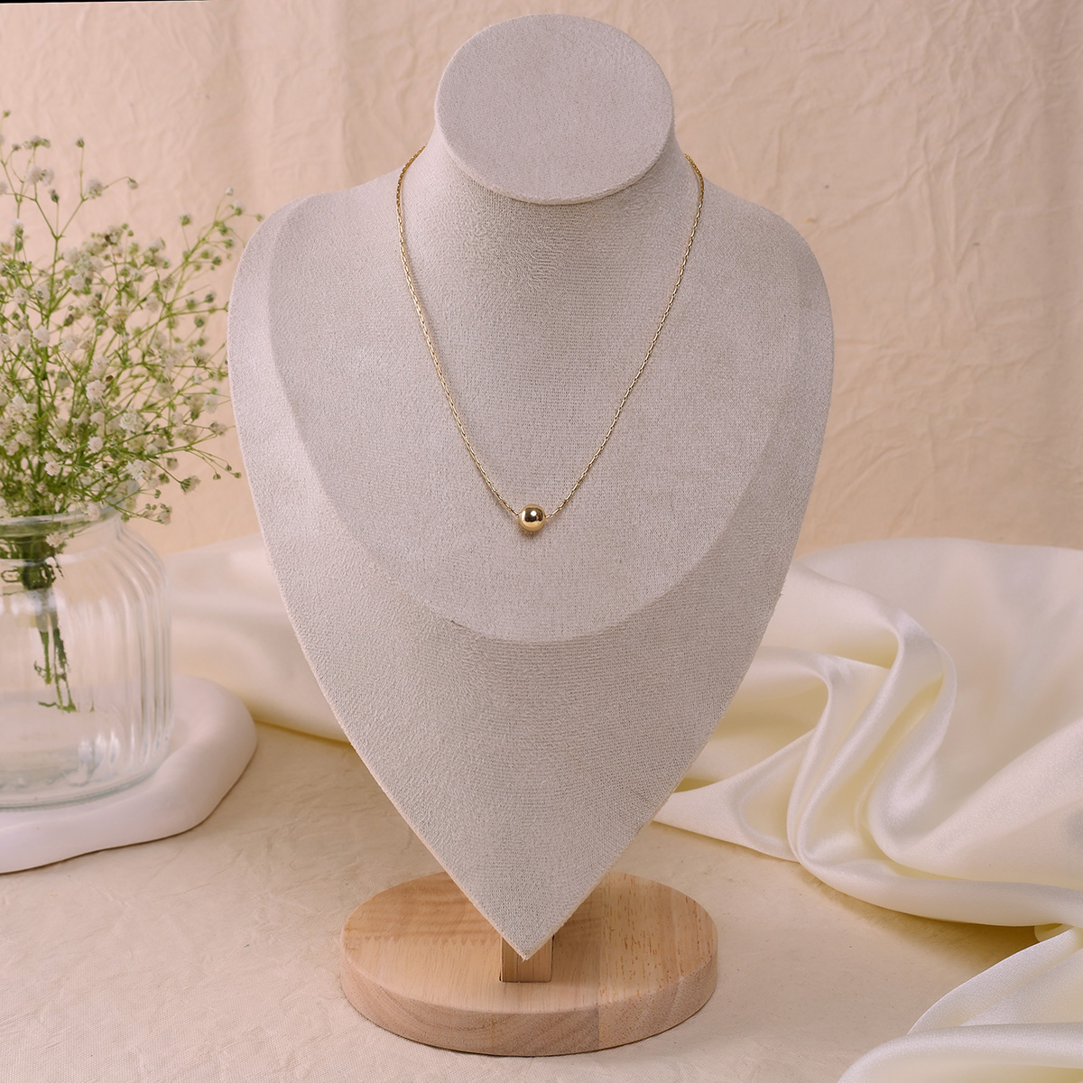 Seren Gold Bead Necklace - Image 2