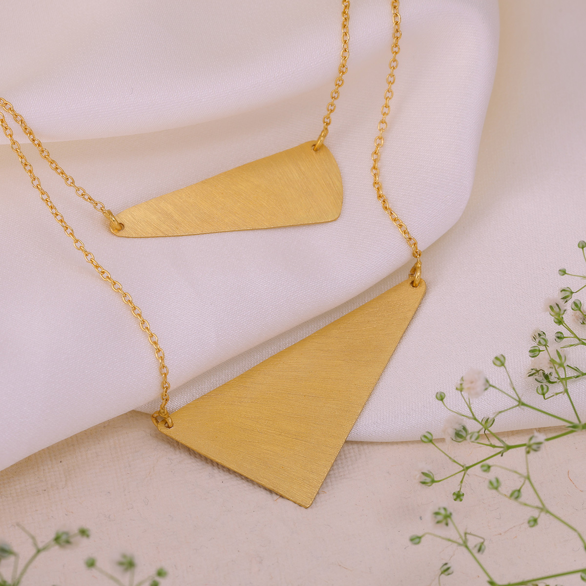 Orlina Geometric Necklace